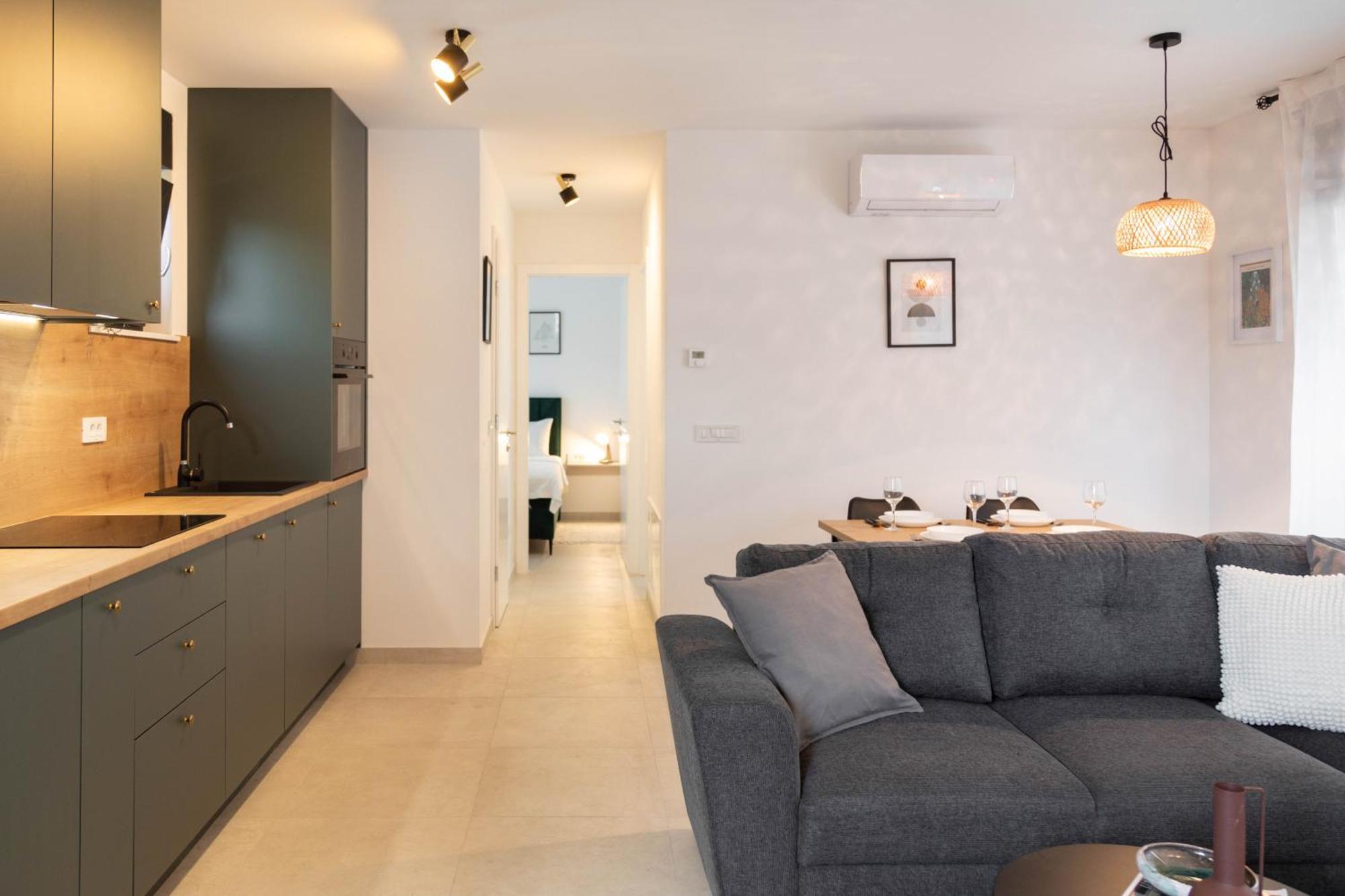 Apartma Modern Residences - Free Private Parking